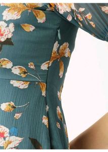 Women's Chiffon Fit Flare Square Knee Length Dress