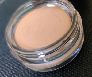 Lakme: Creme Concealer
