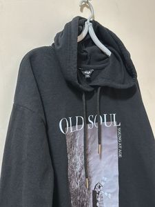 Graphic Print Sweatshirt