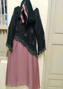 Dubai Abaya Flared With Diamond Detailing