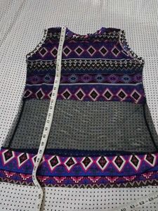Patterned Sleeveless Tunic Top