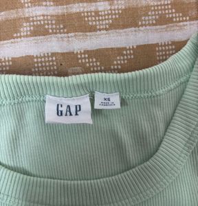 GAP Ribbed T-Shirt With Embroidered Logo