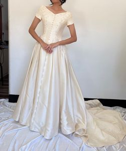 Vintage Wedding Dress