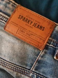 Jeans