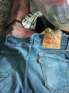Levi&#39;s Blue Denim Jeans