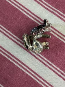 Small Hair Claw