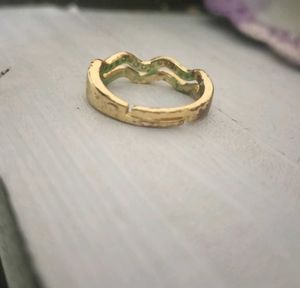 Studded Wavy Ring
