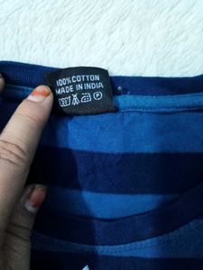 Adidas Tshirt M Size