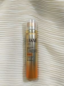 Lakme 9 To 5 Sunscreen