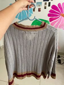 solid knitted pullover