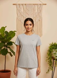 Chest 32- 34 S/ M Size Nike Original Gray T-Shirt