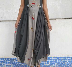 Designer Kurta With Floral Design (Navratri Vibe)
