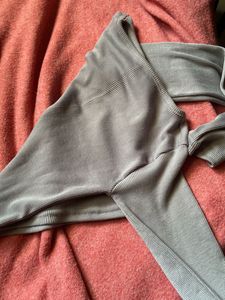 Grey Ribbed Full Sleeved Top🩶🦈