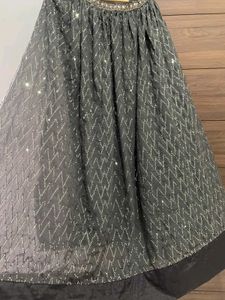 🔥 Grey Designer Lahenga 🔥