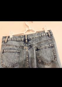 Irbanic Distress Jeans From Urbanic