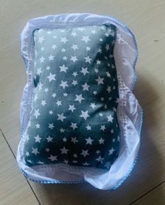 Unisex baby bed, pillow, side pillow