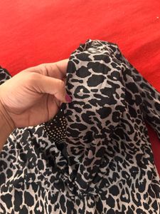 Sexy Animal Print Black Long Top