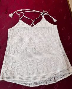 sleeveless top