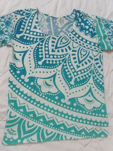 Beautiful Ethnic Top✨- New Unused