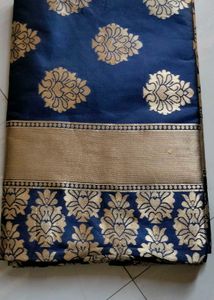 Woven Banarasi Jacquard Saree (Dark Blue)
