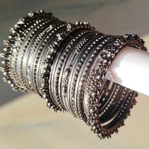 SALE ‼️ 50% OFF ‼️ Silver Oxidised Bangle Set