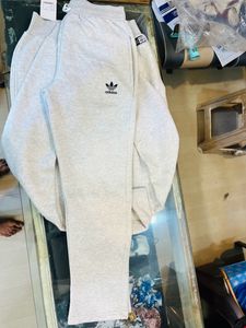 Addidas Track Suit Size -MEDIUM