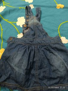 6-12 Month Girl Denim Skirt ( Like New)