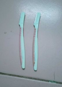 4 Face Razor For Hair Removal Of Good Company