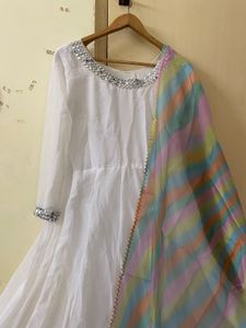 Elegant White Anarkali Suit Set