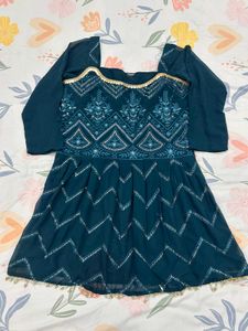 Embroided Sharara Set 🩵