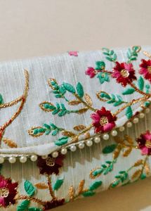 hand pouch for women