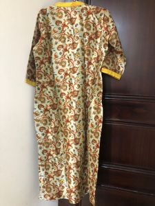 Flowers Print Band Collar Kurta