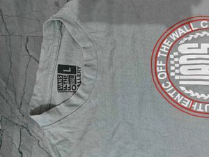 Vintage Denim Jeans and vans tshirt 👕