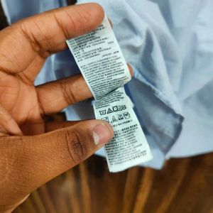 Gap Solid Shirt - Chest 36