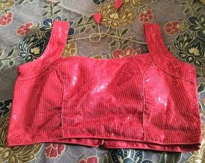 💥 Red Sleeveless Sequins Blouse