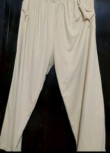Cream Trouser Black Lining Print For 36 Waist