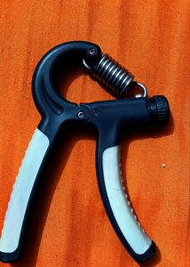 Hand Gripper
