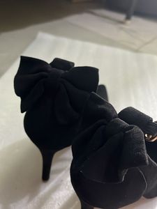 Black Classy Heel
