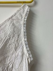 V Neck Embroidery Top