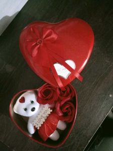 Gf Gift Item