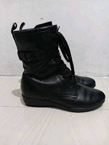 Black Leather Boots