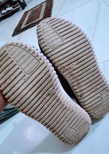 Regular Use Can wash Shoes