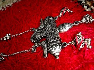 Oxidised Long Chained Neckpiece