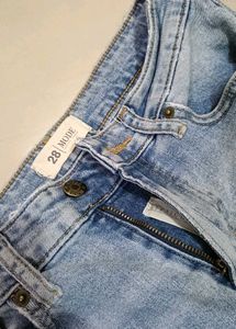 28 MODE Light Wash Jeans