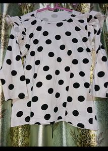 Cute Polka Dot Top &amp; Outfit