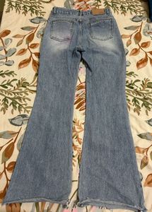 Bootcut Jean