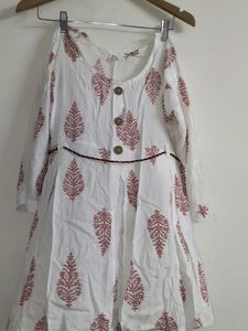 Floral Print Short Kurti With ties Knot