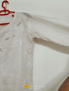 Cotton Chikan Kari Kurti