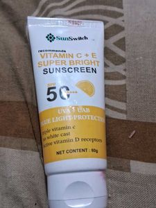 SunSwitch Vitamin C+E Super Bright Sunscreen SPF 5