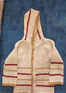 Well Maintained Full Sweater wear.